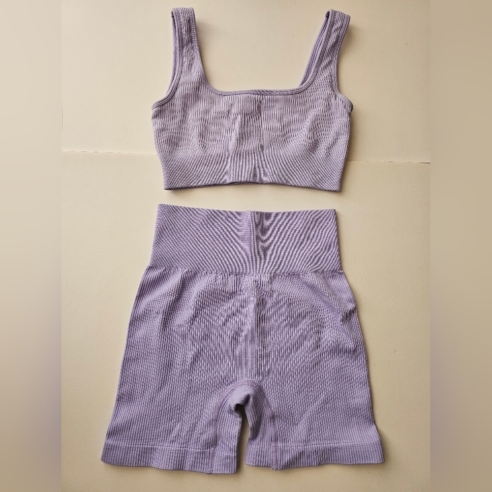 Lavender 3pcs Workout Set - Picture 3 of 6